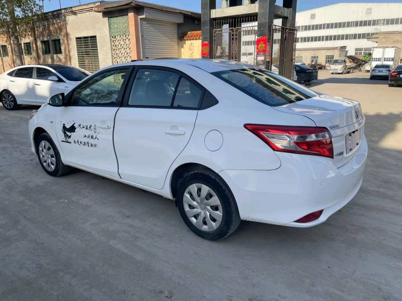 保定15年丰田威驰5