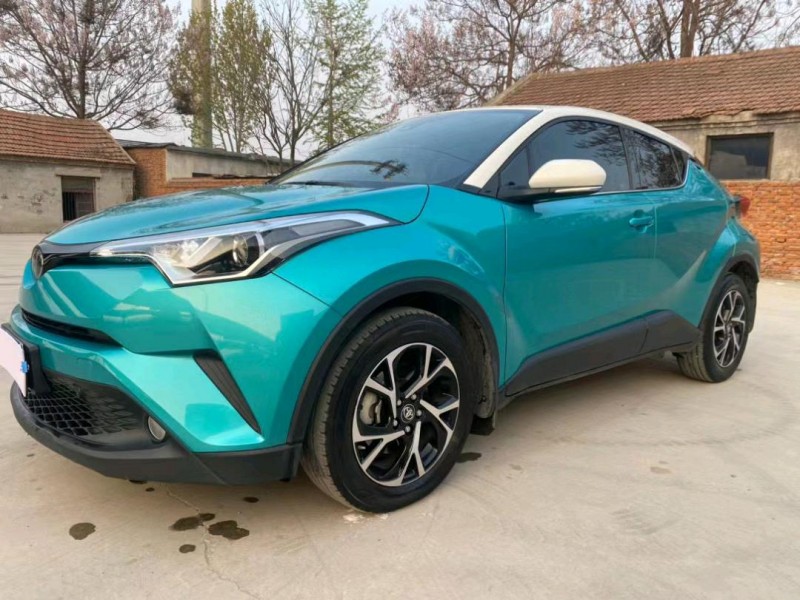 济宁20年丰田CHR5