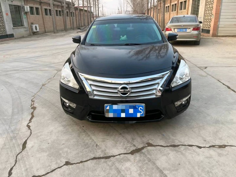 保定15年日产天籁1