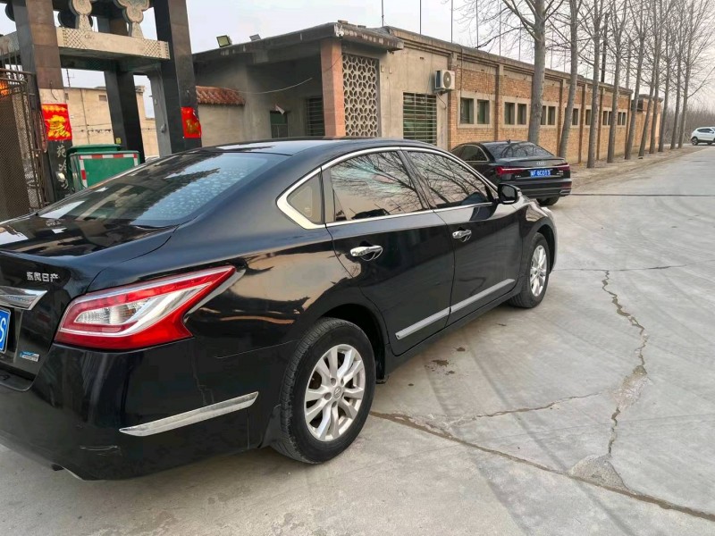 保定15年日产天籁7