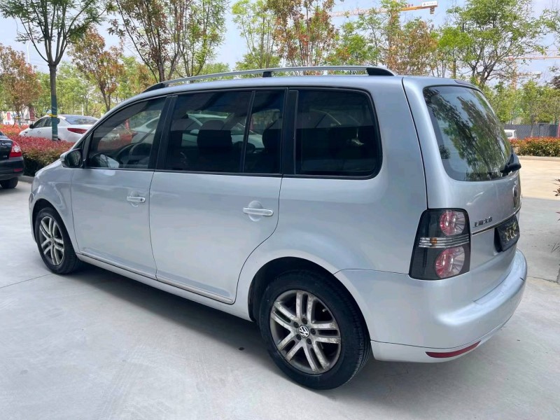 济宁11年大众途安7