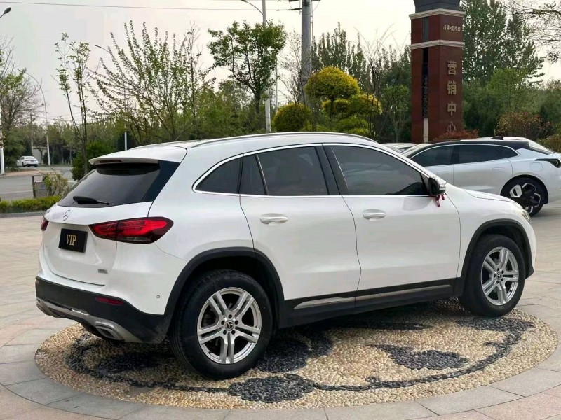 淄博21年奔驰GLA4