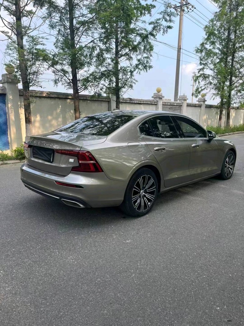 徐州21年沃尔沃S60L8