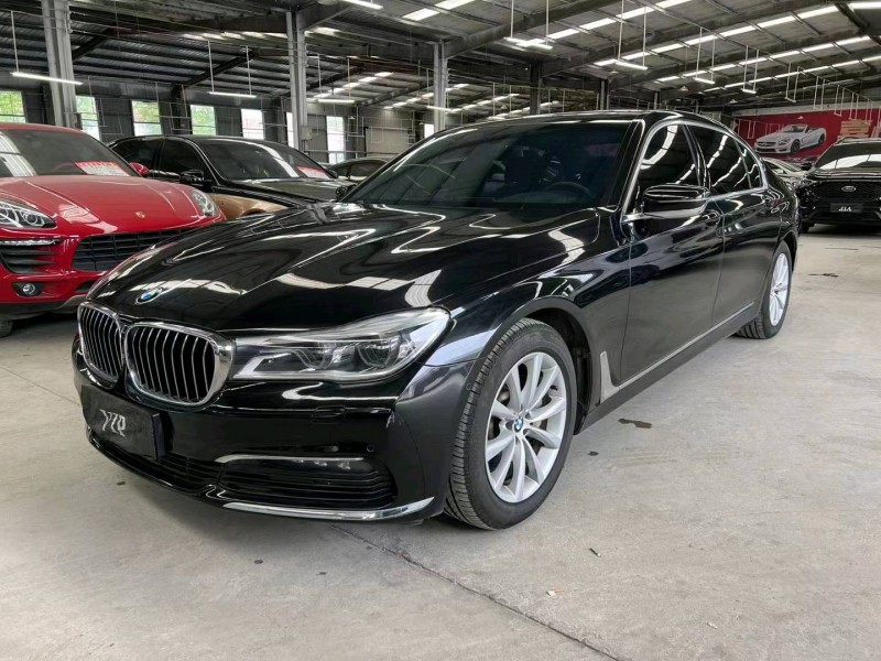 济宁17年宝马7系3