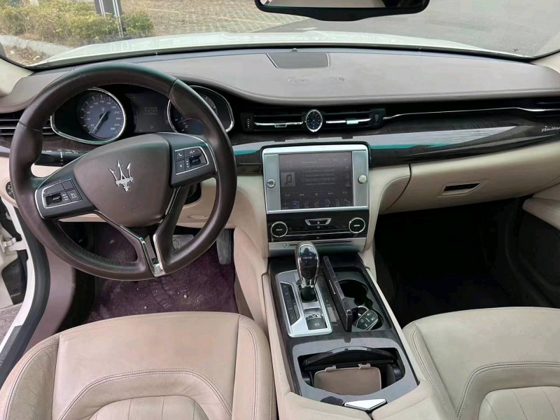 济宁14年玛莎拉蒂总裁6