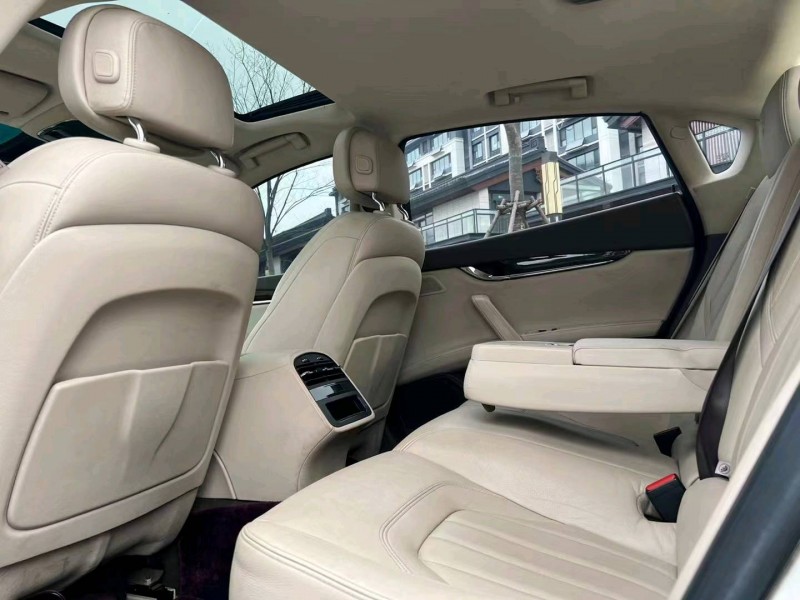 济宁14年玛莎拉蒂总裁5