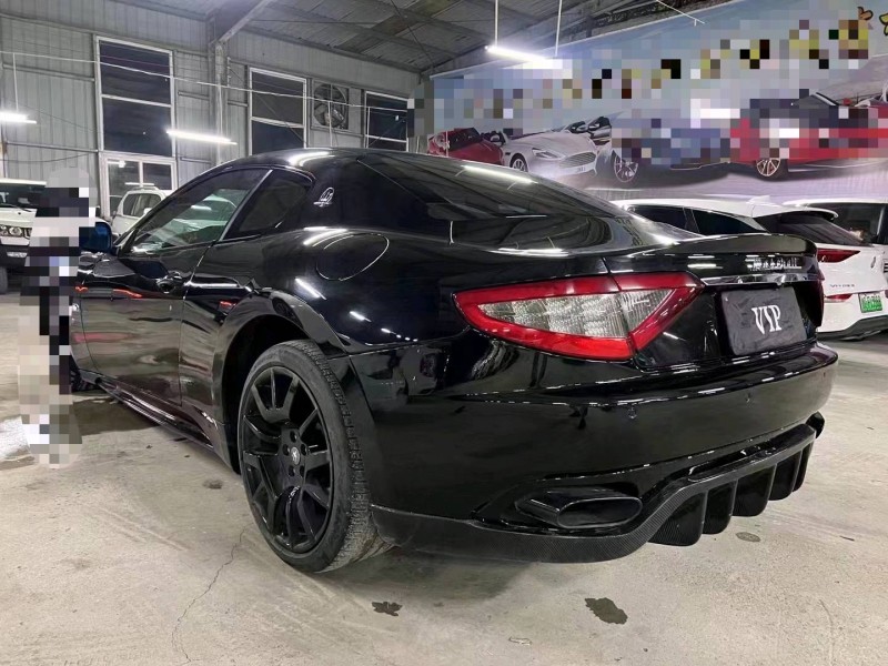 济宁13年玛莎拉蒂总裁 GT8