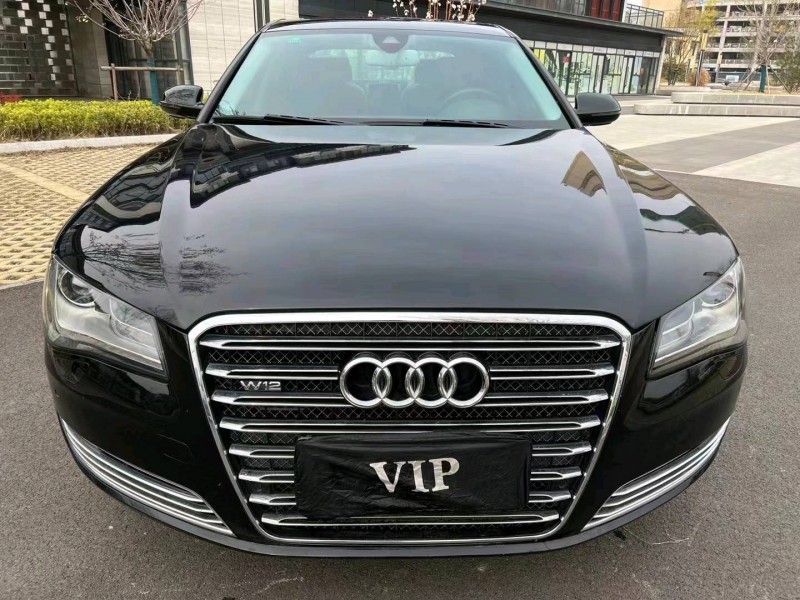 济宁13年奥迪A8L1