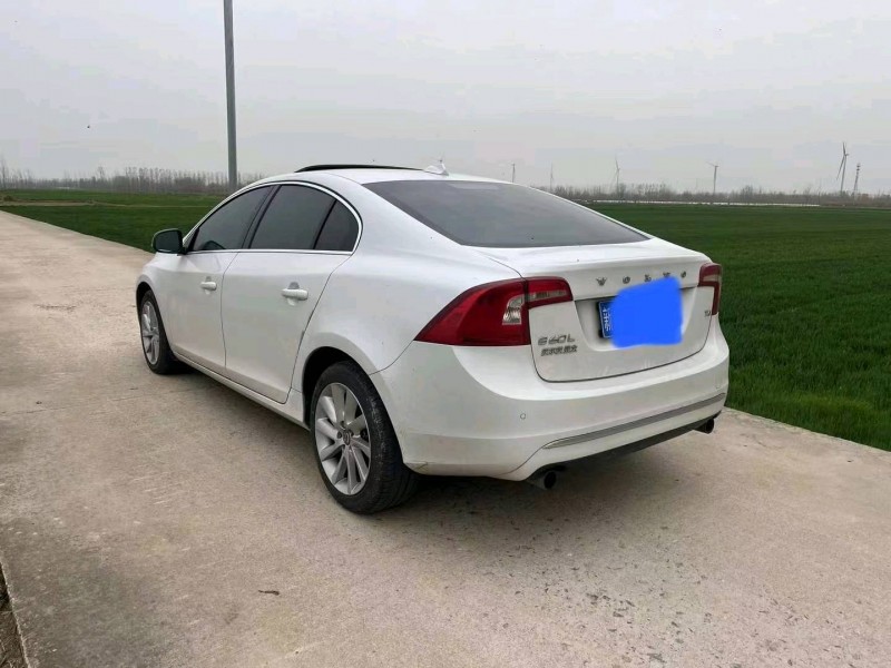 徐州17年沃尔沃S60L6