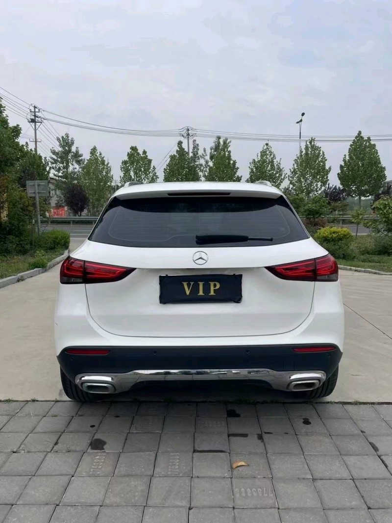 枣庄21年奔驰GLA8