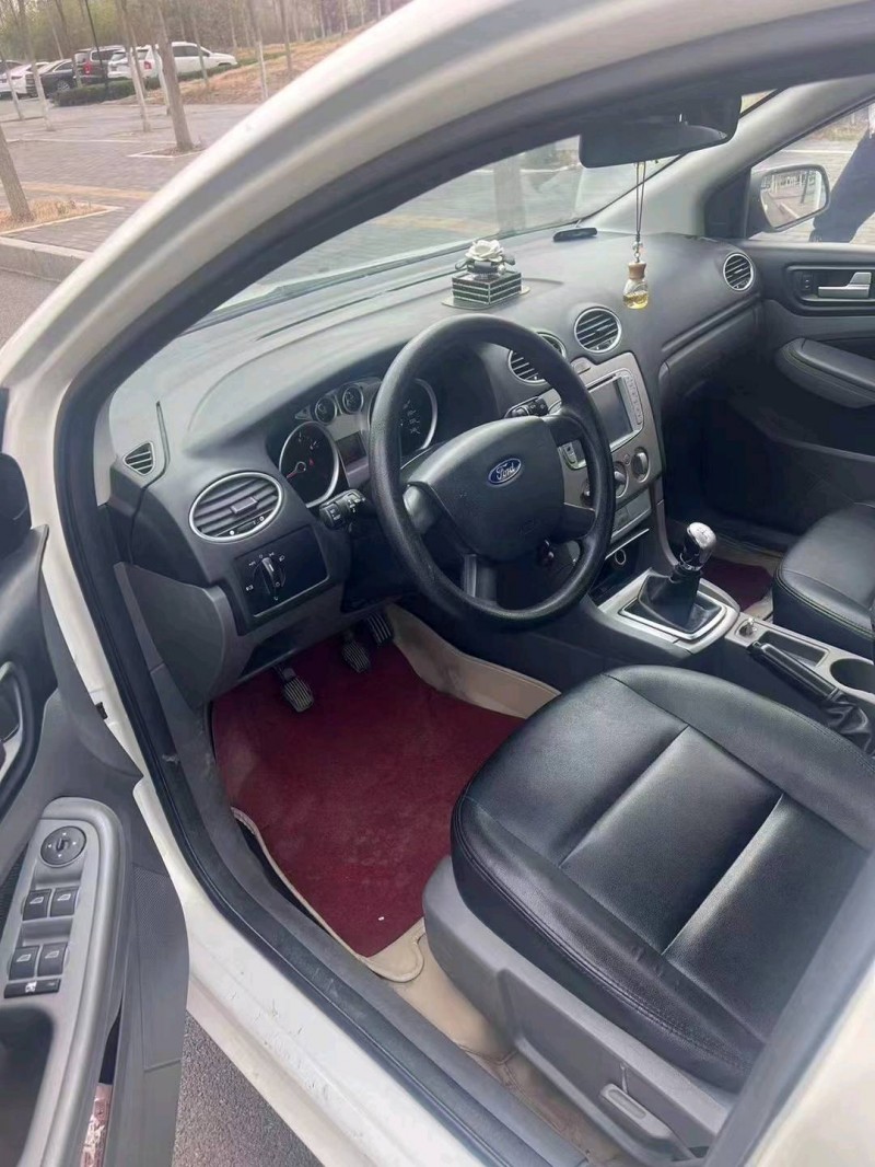 枣庄13年福特福克斯5