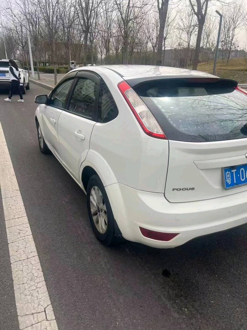 枣庄13年福特福克斯7