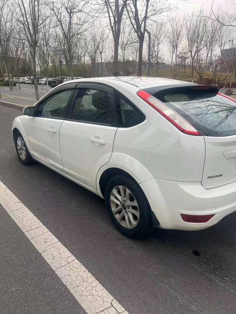 枣庄13年福特福克斯6