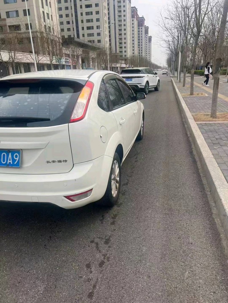 枣庄13年福特福克斯8