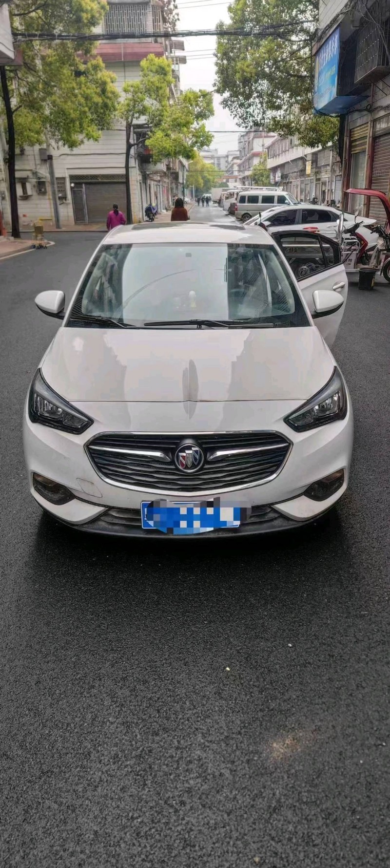 衡阳18年别克凯越1