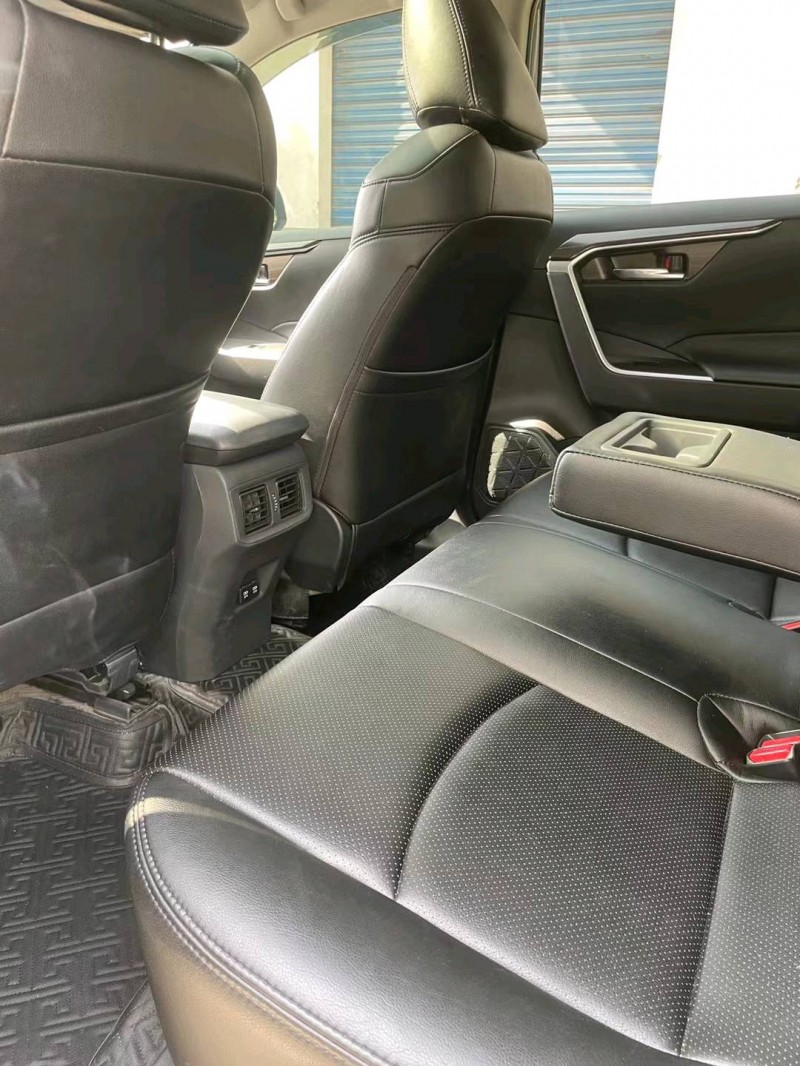 徐州20年丰田RAV4荣放5
