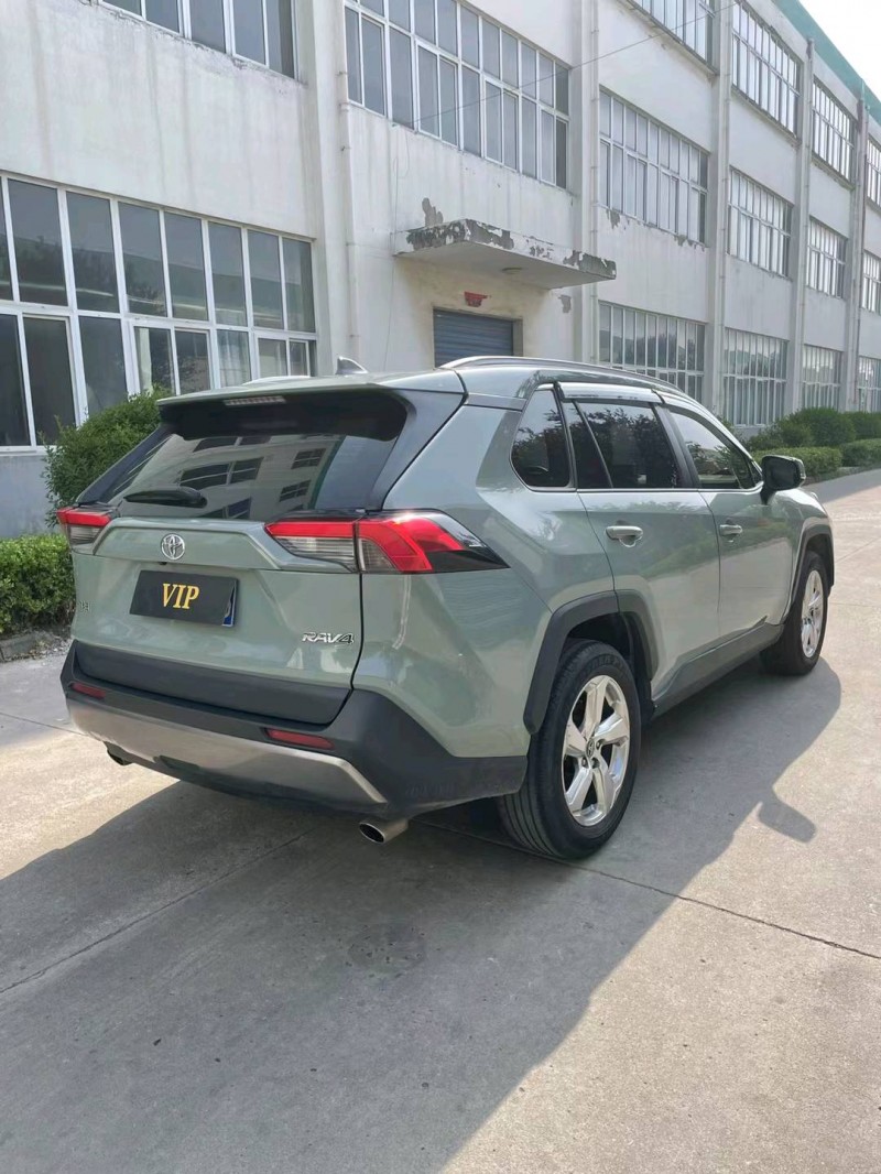徐州20年丰田RAV4荣放8