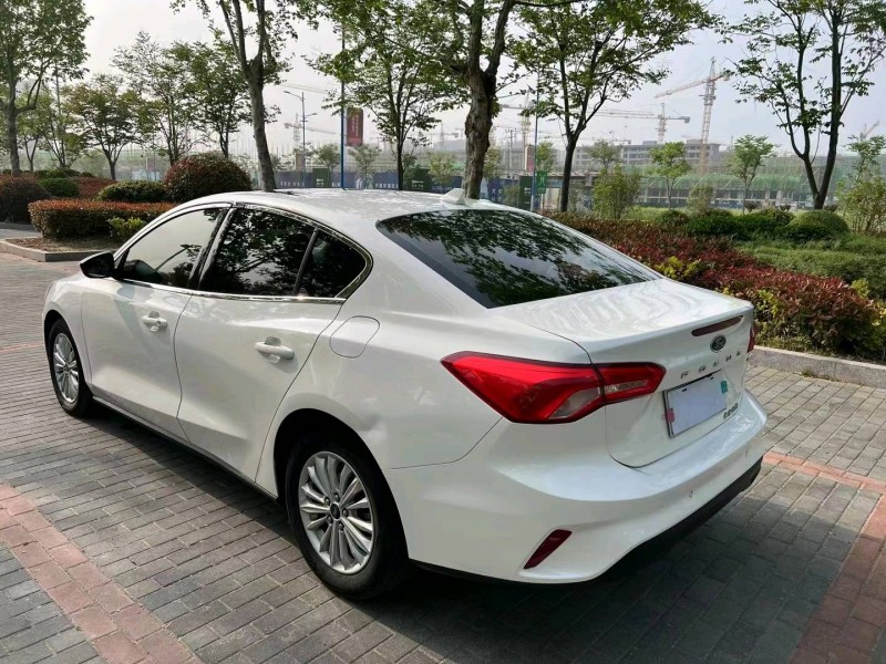 徐州19年福特福克斯7