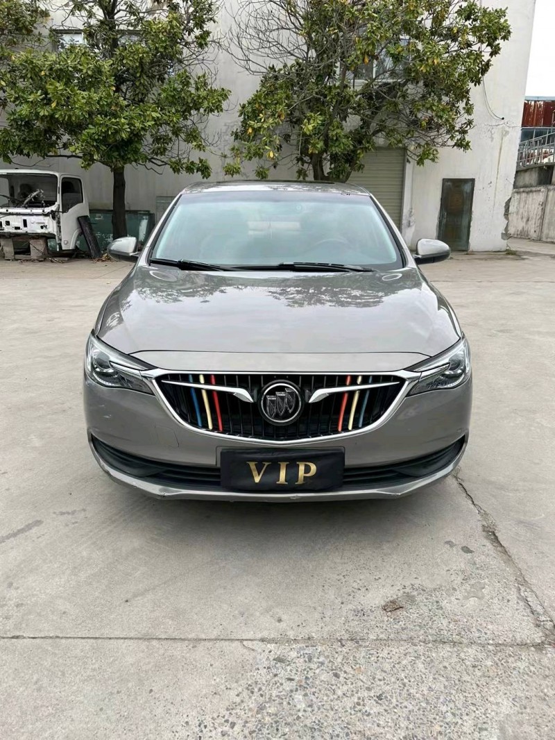 宿迁17年别克英朗1