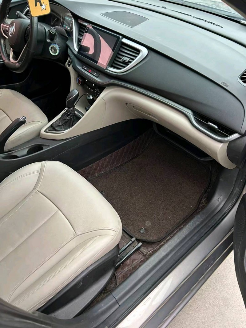 宿迁17年别克英朗5