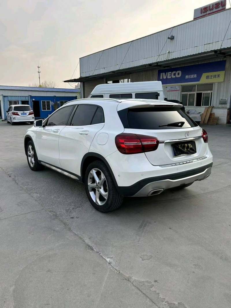 宿迁19年奔驰GLA4