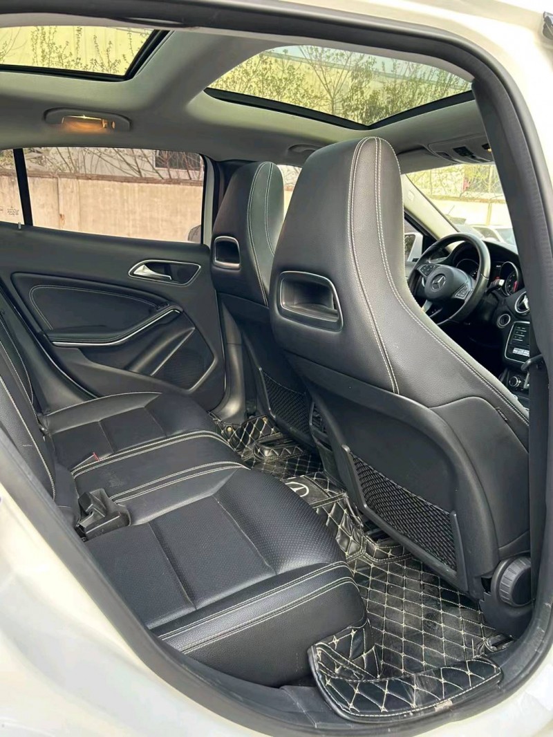 宿迁19年奔驰GLA5