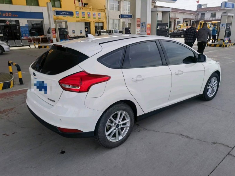邢台18年福特福克斯8
