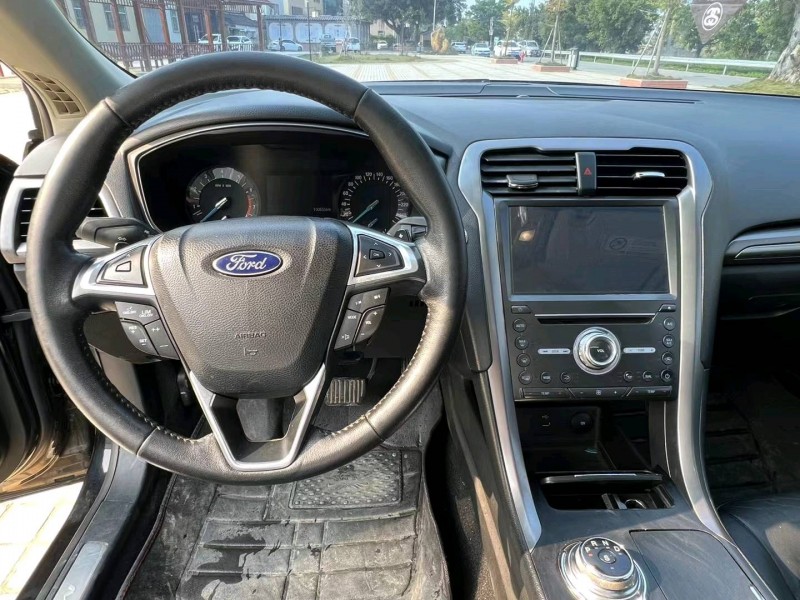 汕头17年福特蒙迪欧5