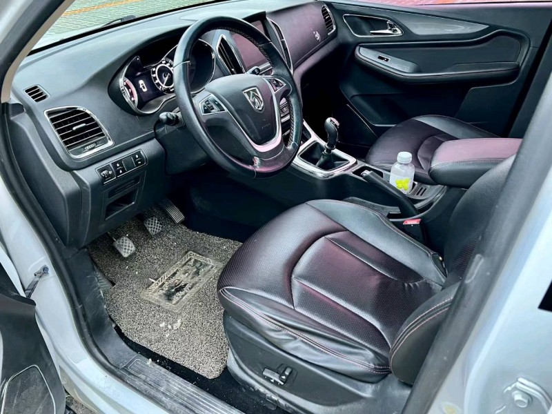 济南17年宝骏5606