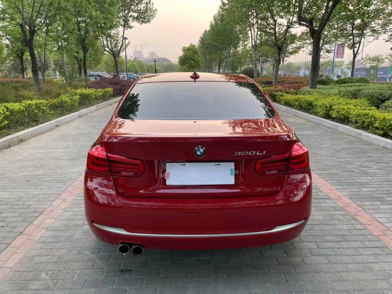 徐州18年宝马3系9