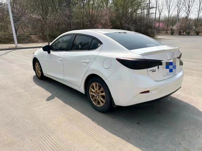 保定17年马自达昂克赛拉8