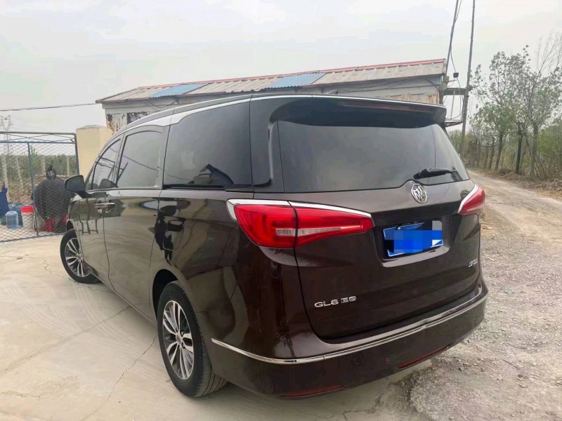 青岛17年别克GL86