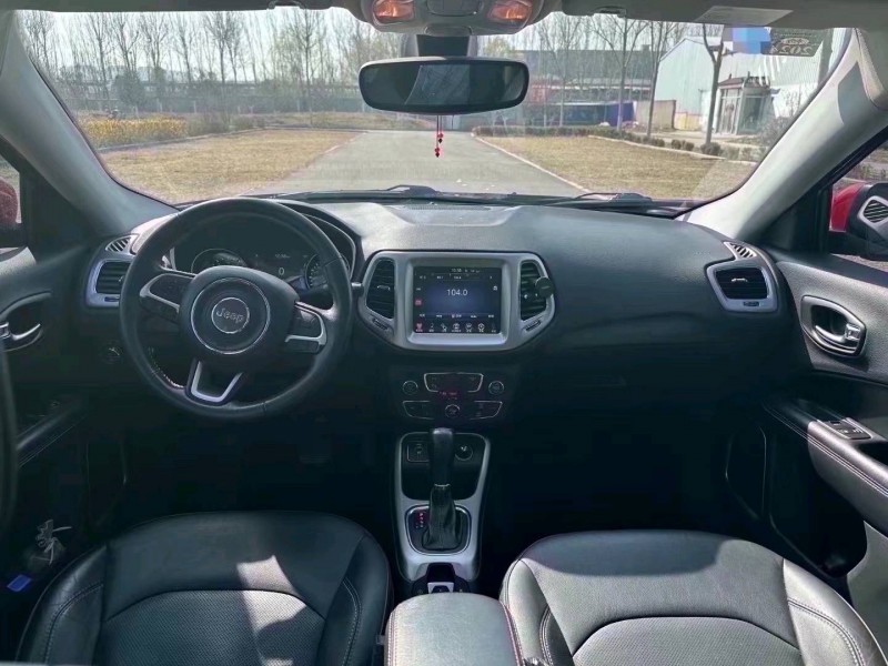 青岛18年Jeep指南者3