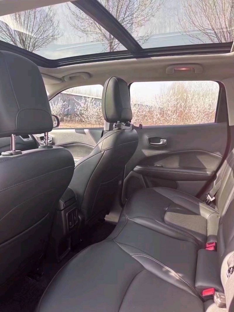 青岛18年Jeep指南者6