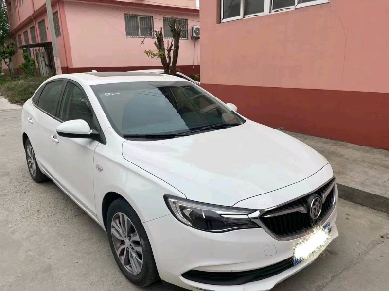 青岛21年别克英朗4