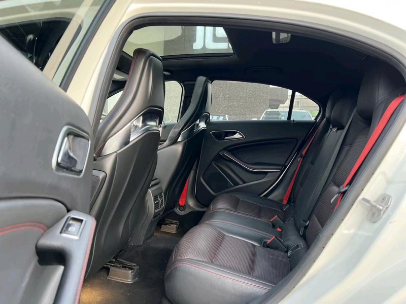 东莞16年奔驰AMG6