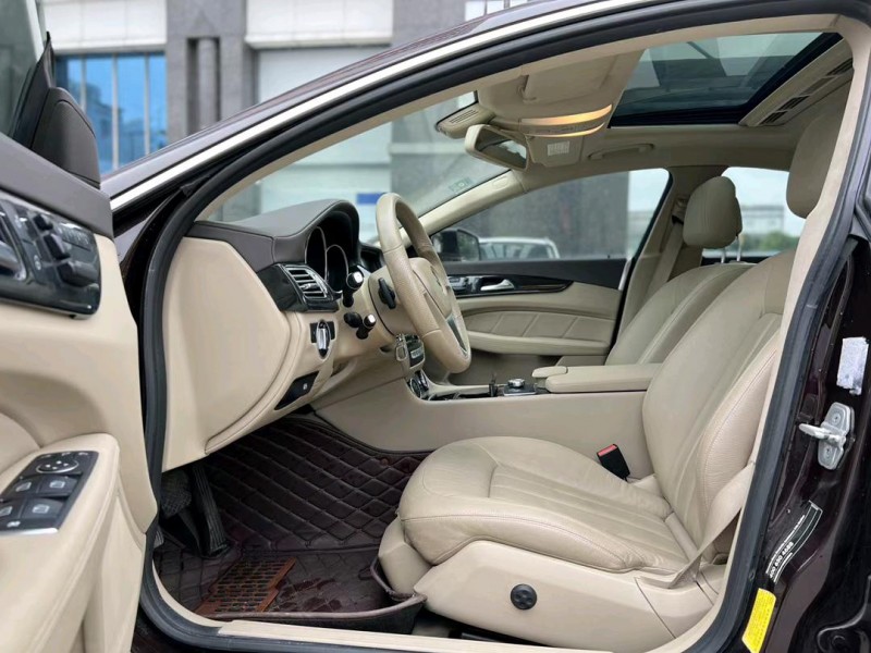 东莞13年奔驰CLS7