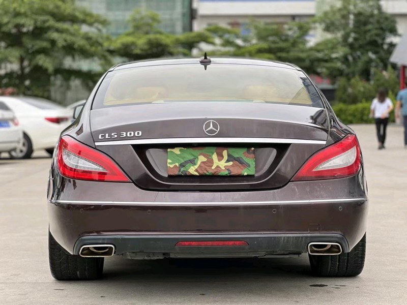 东莞13年奔驰CLS9