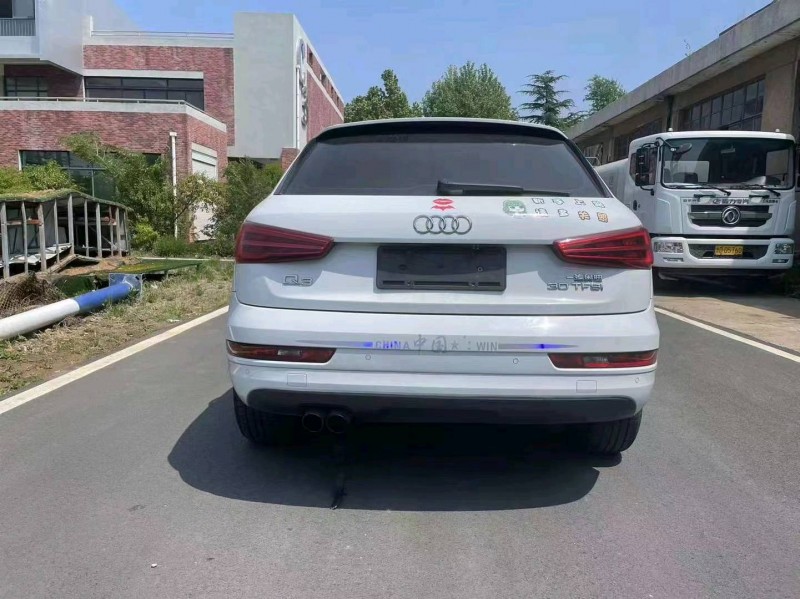 济南17年奥迪Q37