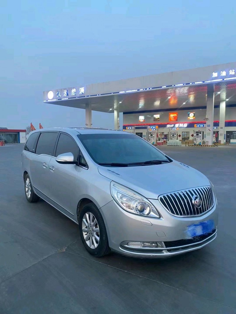 青岛13年别克GL83