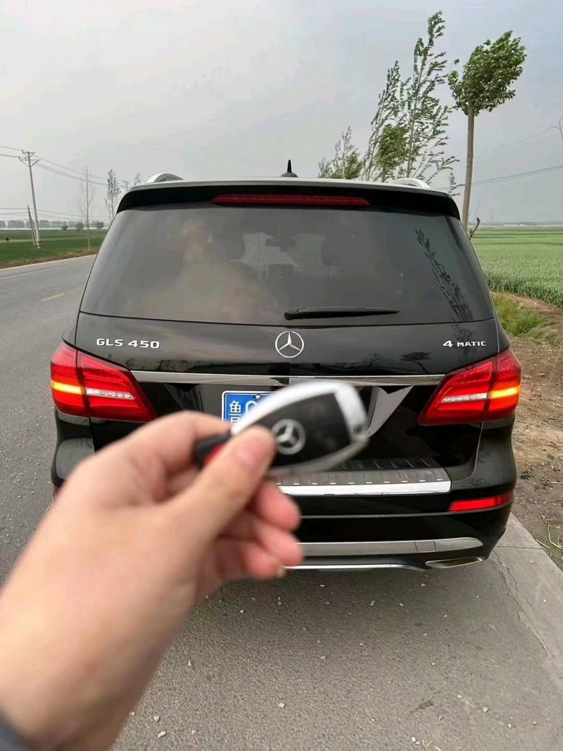 青岛17年奔驰GLS3