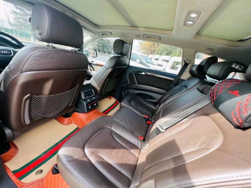 北京13年奥迪Q75