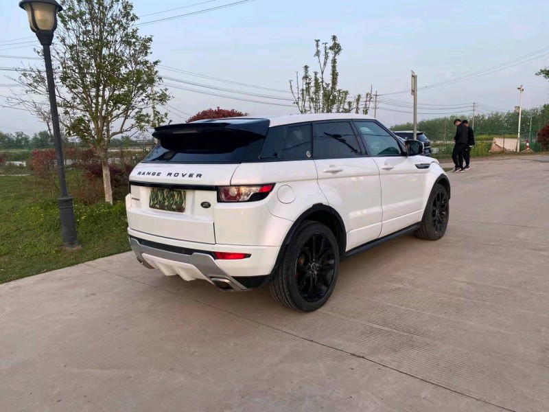 徐州13年路虎极光8