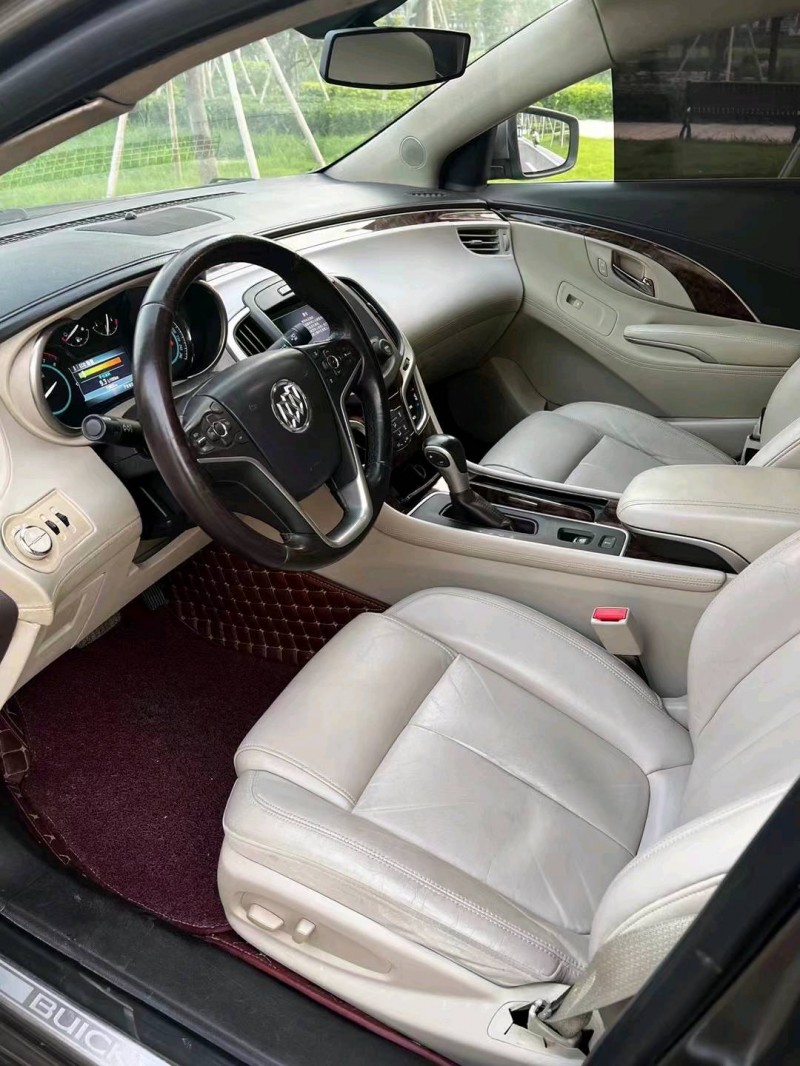 徐州16年别克君越6