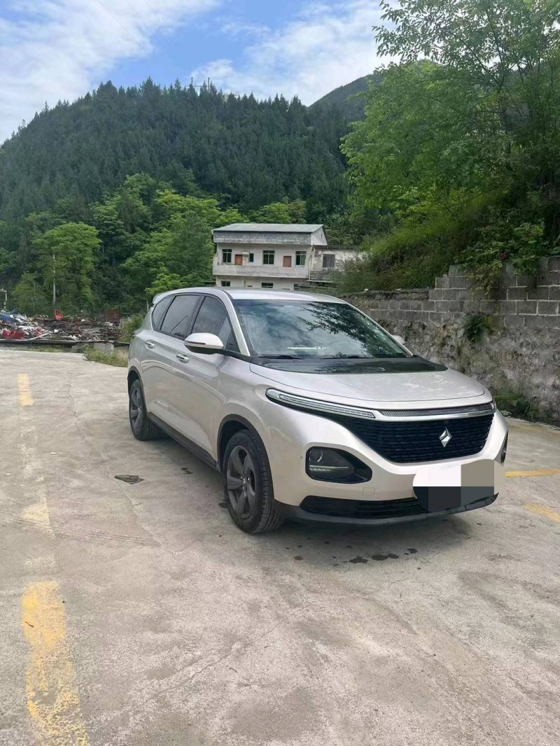重庆21年宝骏rm51