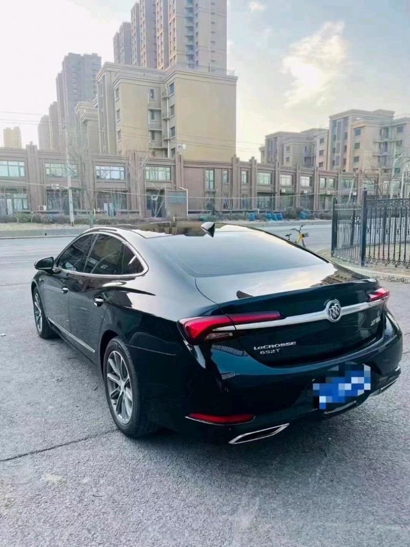 北京21年别克君越8