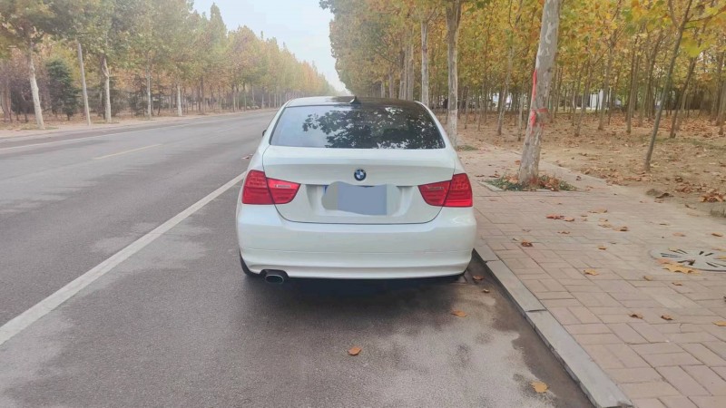 济南11年宝马3系9