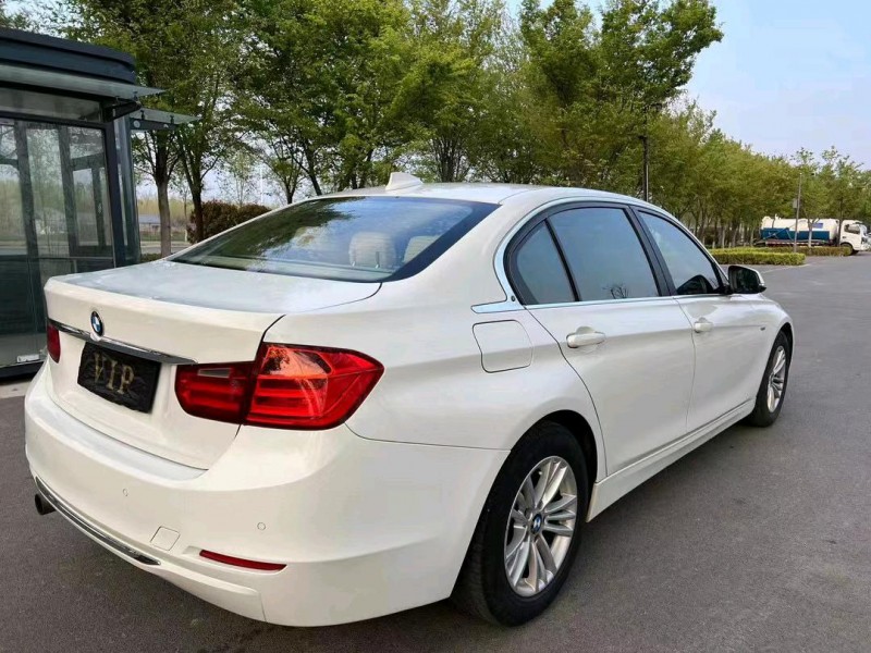 济宁13年宝马3系4