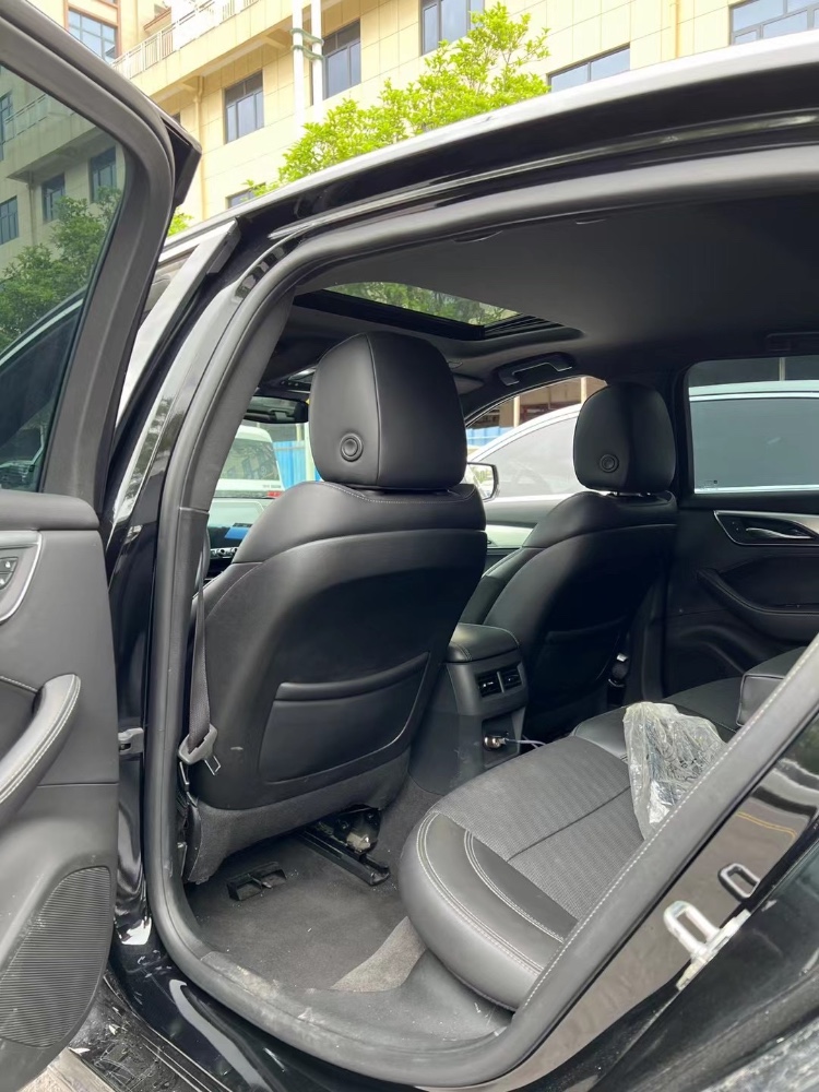 重庆21年凯迪拉克CT52