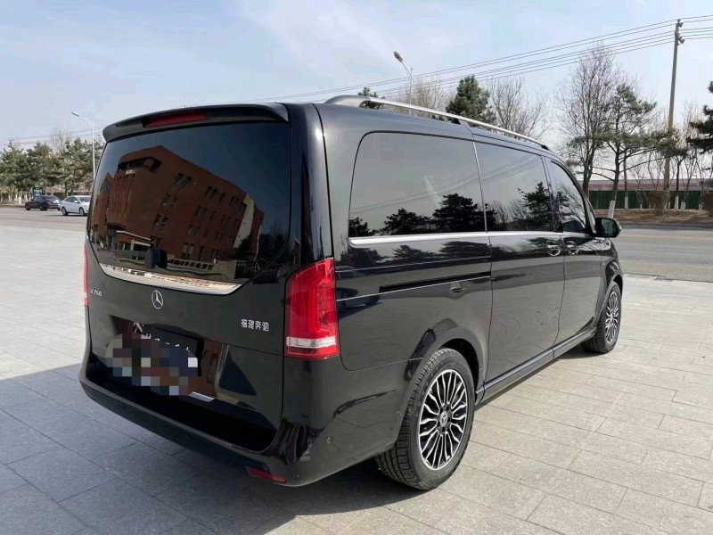 北京20年奔驰V7